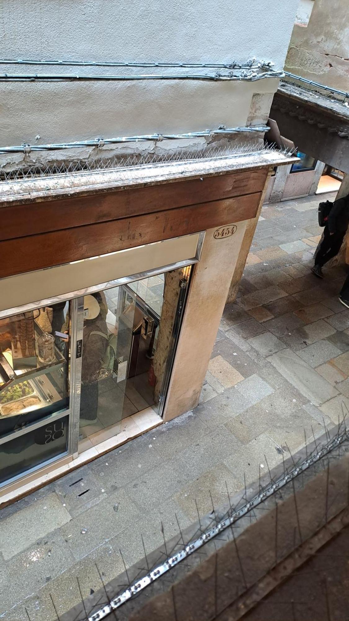 Appartamento Rialto Laura Veneţia Exterior foto